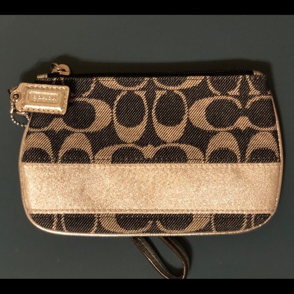 Coach wristlet - Picture 1 of 2